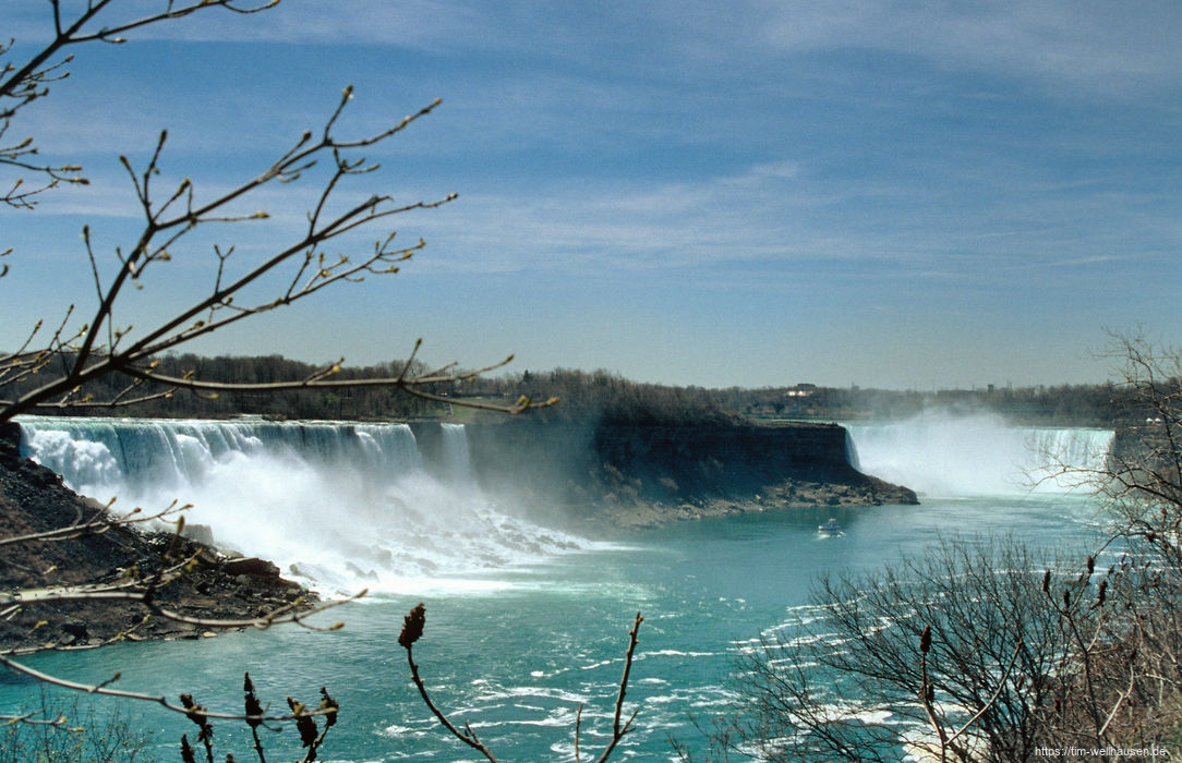 Bilder aus Kanada - Die Niagaraf�lle - weniger touristisch als bef�rchtet