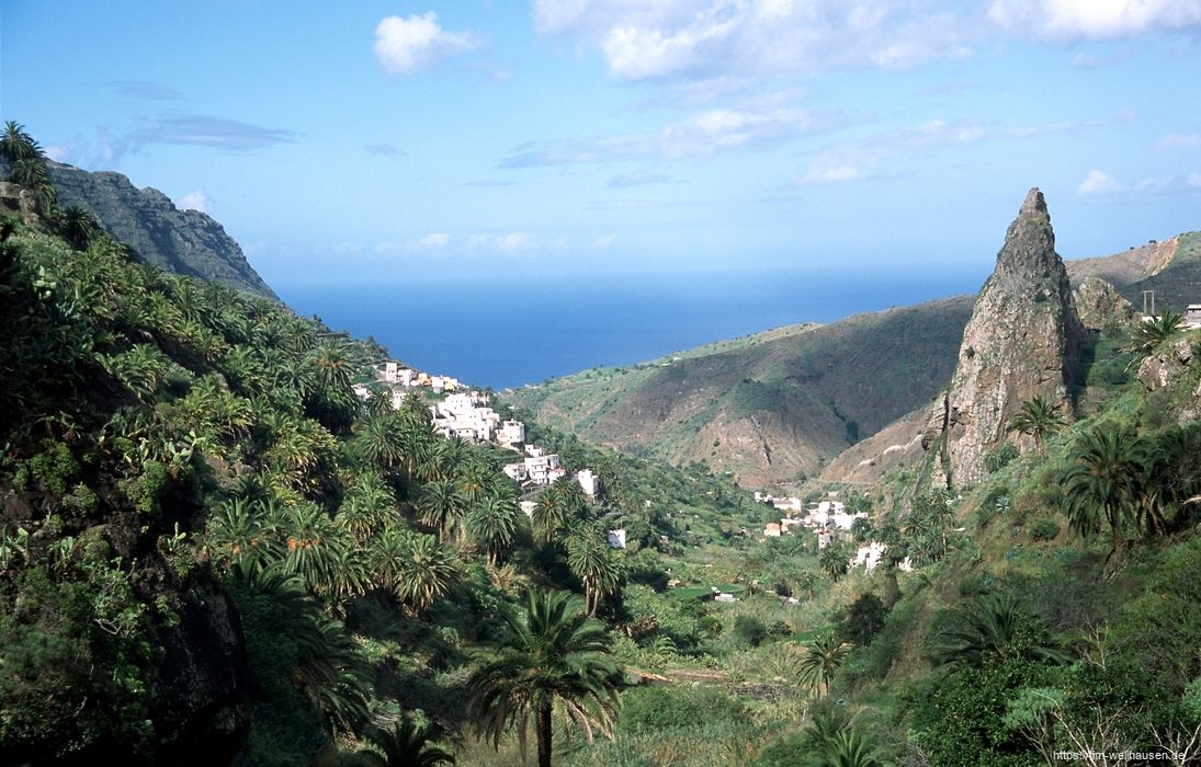 Von El Cedro kommend, Blick auf den Roque de San Pedro
