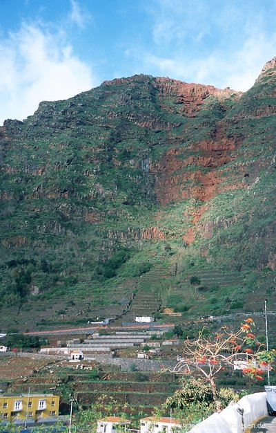Die Rote Wand von Agulo