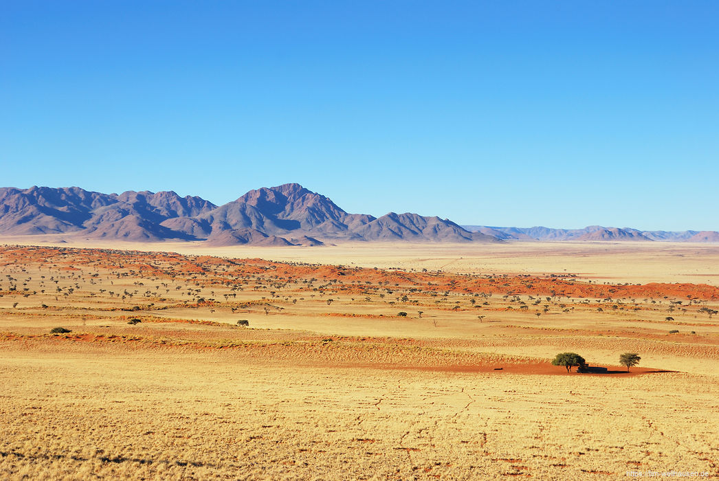 Ausgangspunkt einer dreitägigen Wanderung mit Tok Tokkie Trails durch die Ausläufer der Namib im Namib Rand Reserve - ein wirklicher Höhepunkt einer Namibia-Reise.