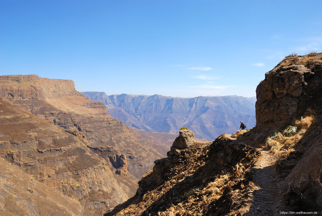 Unser Urlaub in Südafrika begann mit einer Wanderung in den Drakensbergen auf das Plateau des Amphitheaters.